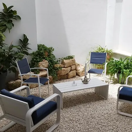 Apartment Corredera Travel 5 *